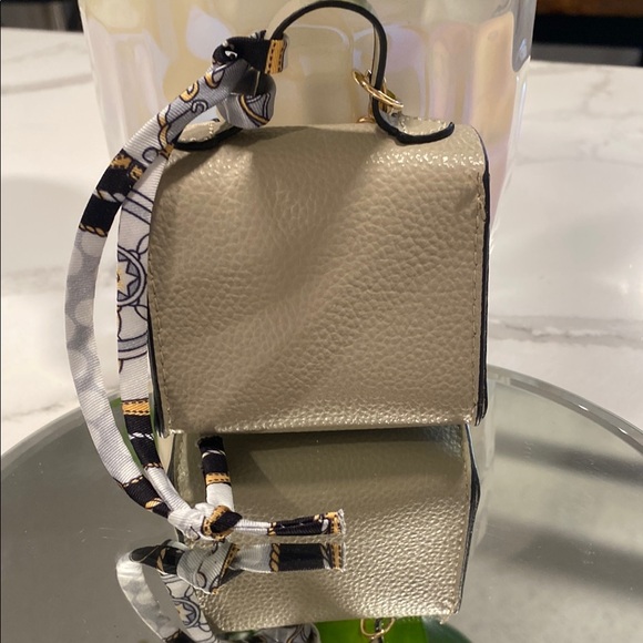 mini purse bag accessory - Picture 3 of 4